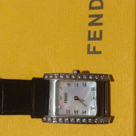 Fendi Black Leather Watch with Crystal Detailing - Picture 7 of 14